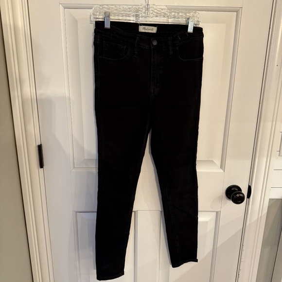 Madewell Roadtripper Jeans in Bennett Black 31903 - Picture 6 of 16